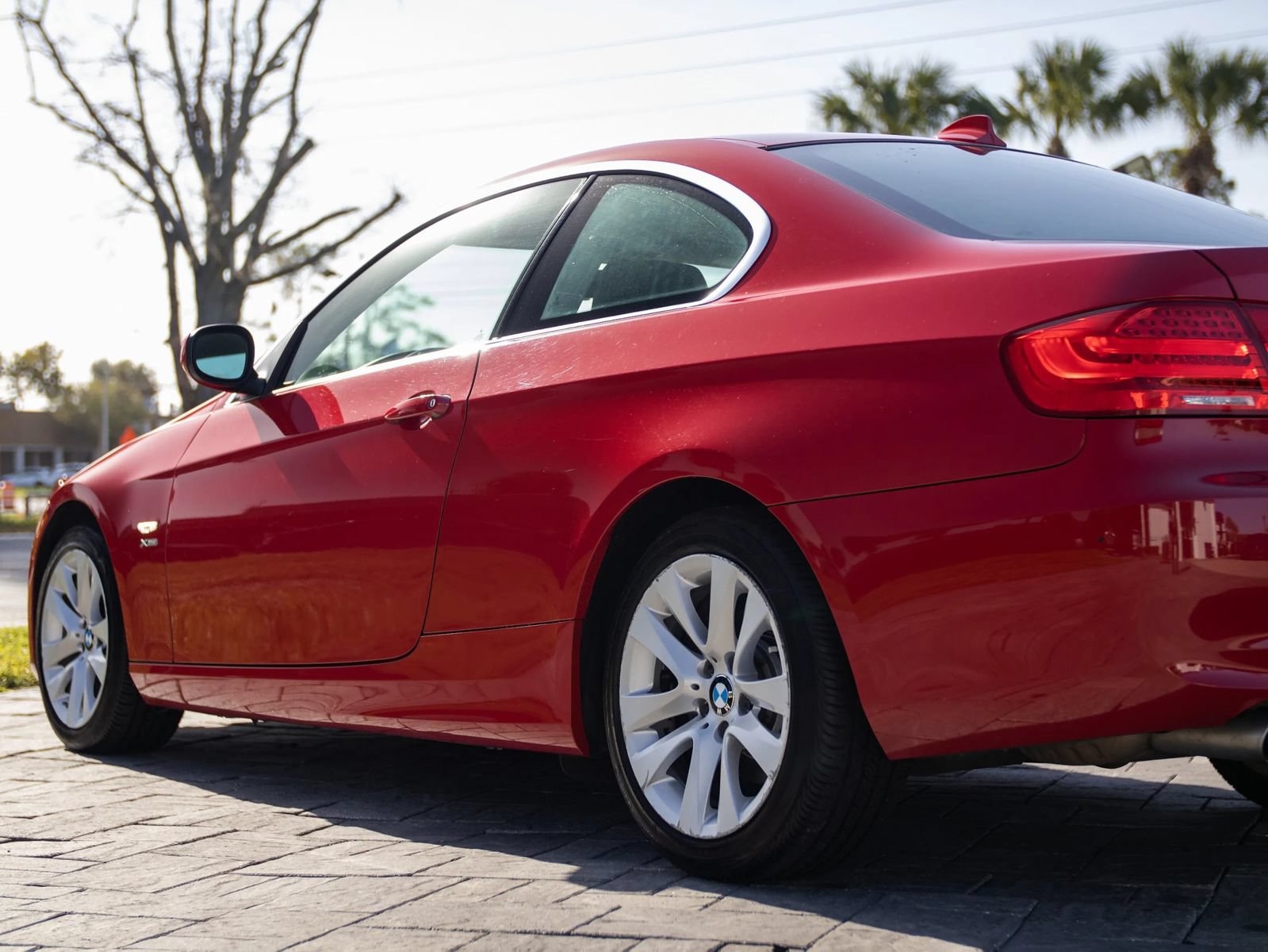 Used 2013 BMW 328i xDrive Coupe AWD/4WD image 9