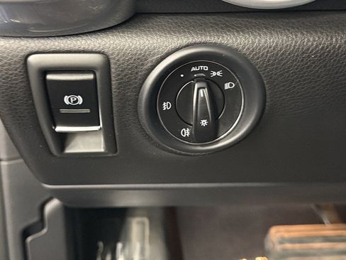 Used 2012 Porsche Cayenne image 16