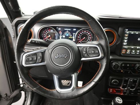 Used 2021 Jeep Gladiator Mojave AWD/4WD image 7
