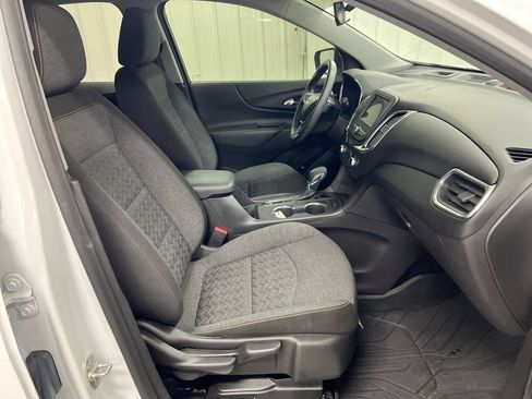 Used 2024 Chevrolet Equinox LT w/ LPO, Floor Liner Package FWD image 21