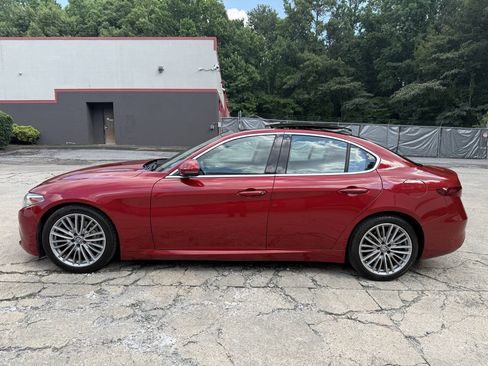 Used 2017 Alfa Romeo Giulia Ti w/ TI Lusso Light Wood Package RWD image 17