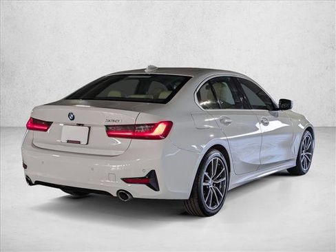 Used 2019 BMW 330i 330i w/ Convenience Package image 5