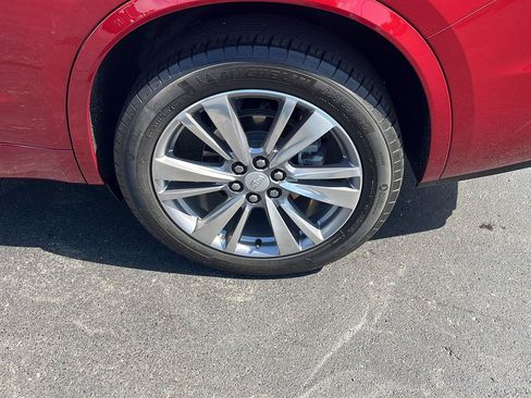 Used 2024 Cadillac XT6 Premium Luxury AWD/4WD image 38