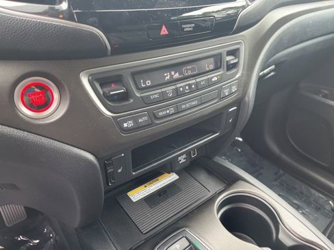 Used 2022 Honda Passport TrailSport image 27