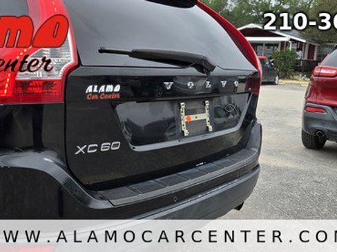 Used 2011 Volvo XC60 3.2 R-Design FWD image 11