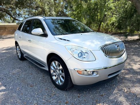 Used 2012 Buick Enclave Premium FWD image 3
