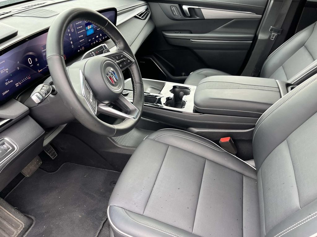 Used 2026 Buick Enclave Preferred AWD/4WD image 29
