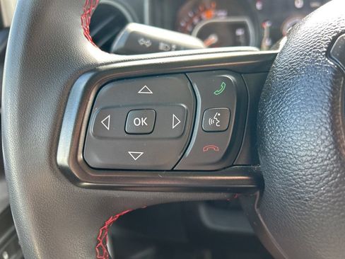 Used 2024 Jeep Wrangler Unlimited Rubicon AWD/4WD image 16