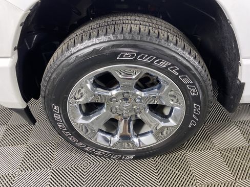 Used 2022 RAM 1500 Big Horn AWD/4WD image 14