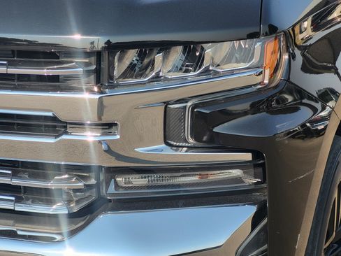 Used 2020 Chevrolet Silverado 1500 LTZ w/ LTZ Plus Package AWD/4WD image 5