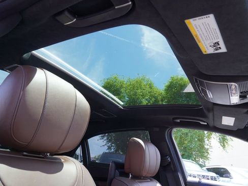 Used 2016 Mercedes-Benz S 600 image 13