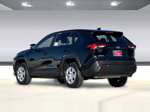 New 2025 Toyota RAV4 LE image 7