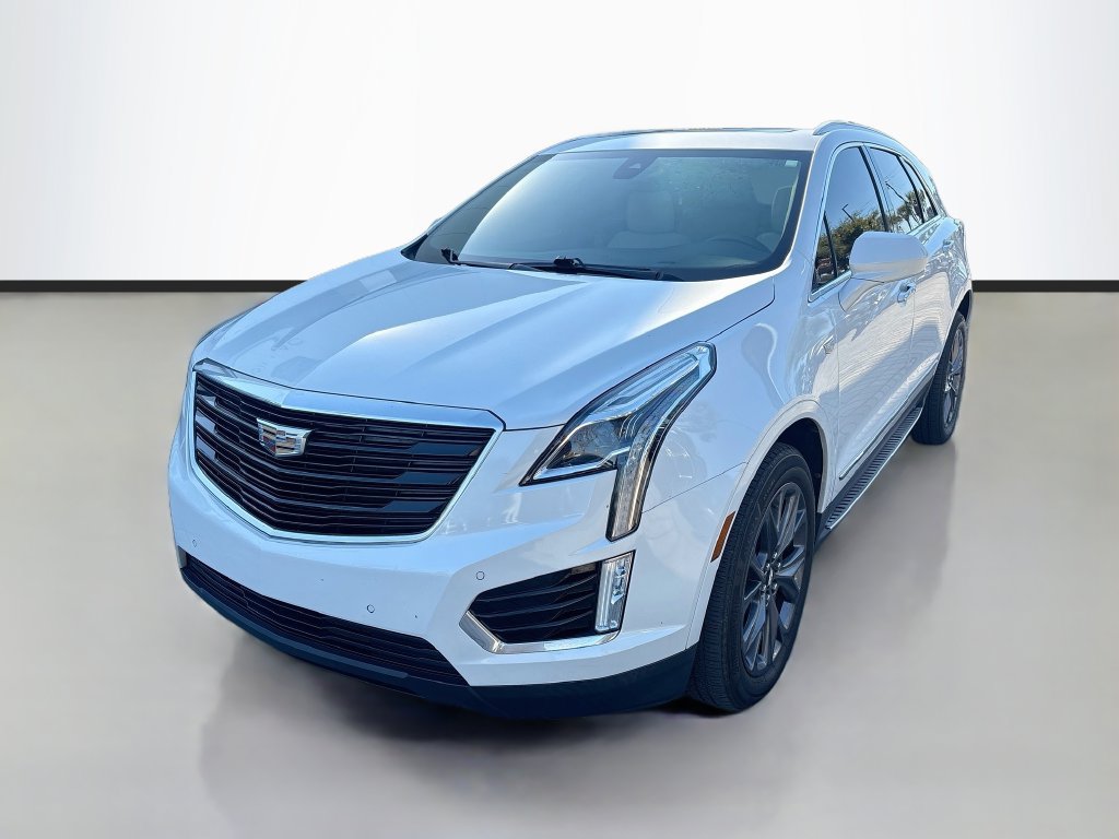 Used 2019 Cadillac XT5 Luxury w/ Sport Package FWD image 1