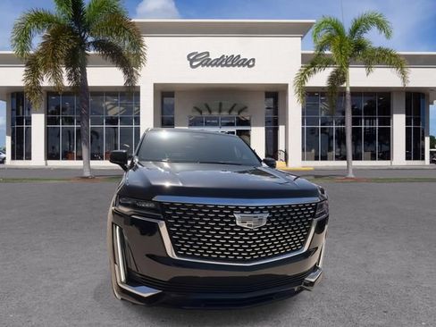 Certified 2024 Cadillac Escalade ESV Premium Luxury RWD image 3