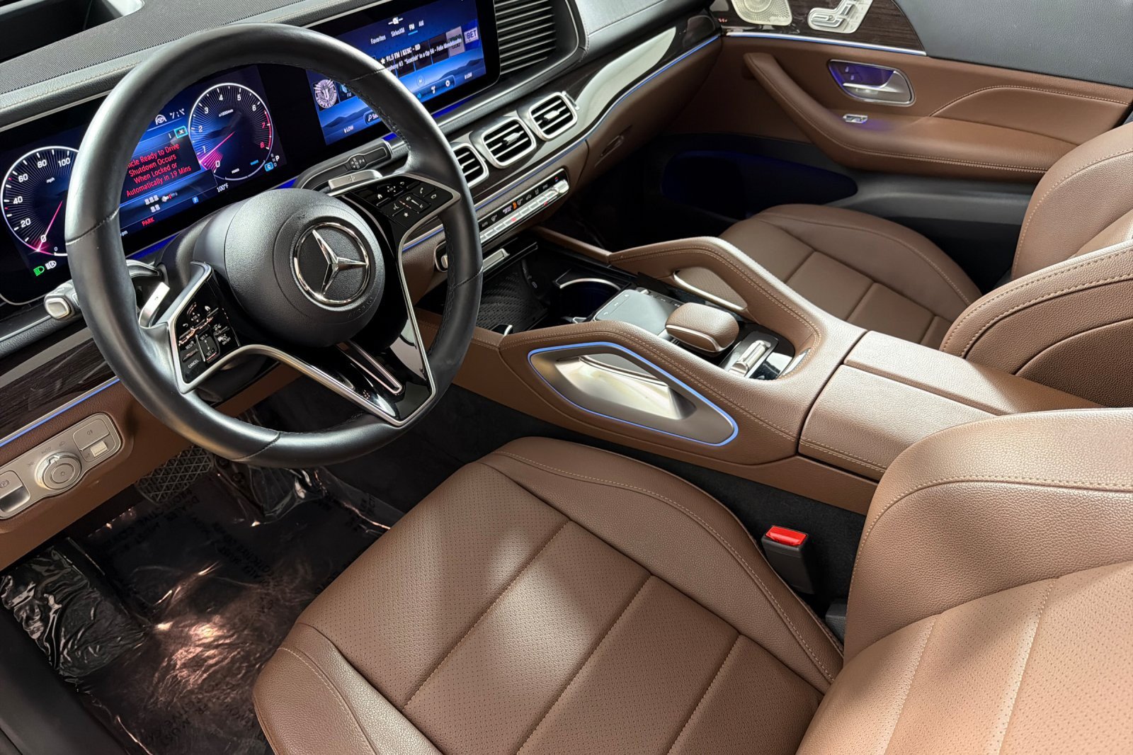 Used 2026 Mercedes-Benz GLS 450 4MATIC image 9