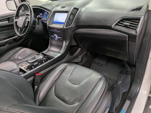 Used 2019 Ford Edge Titanium w/ Equipment Group 301A image 29