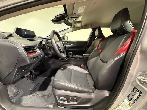 Used 2024 Toyota Prius Prime FWD image 14