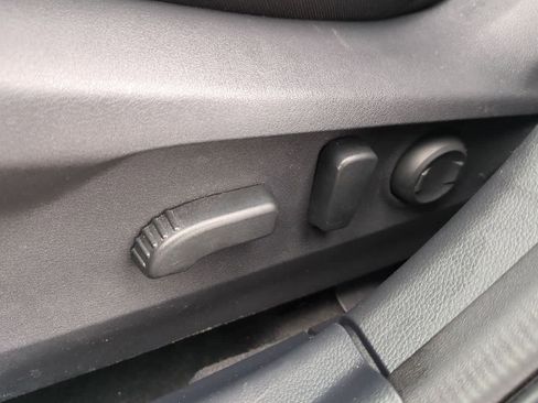 Used 2023 Subaru Outback Premium image 16