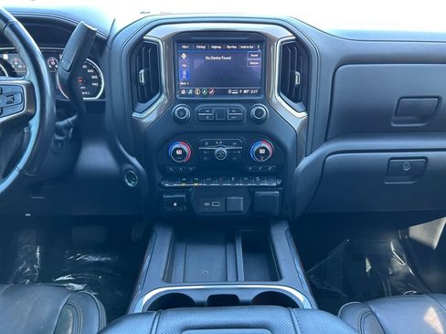 Used 2022 Chevrolet Silverado 1500 High Country w/ Technology Package AWD/4WD image 13