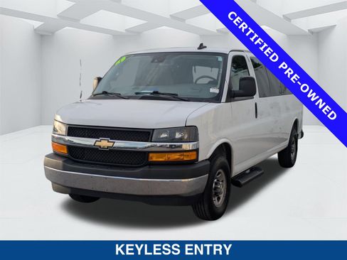 Used 2025 Chevrolet Express 3500 LT w/ LT Preferred Equipment Group RWD image 8