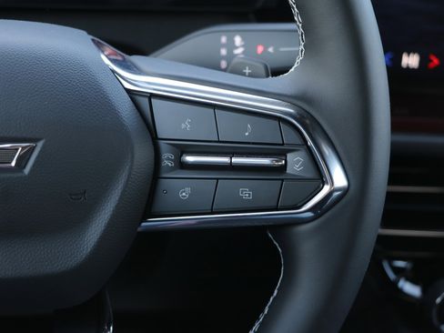 New 2026 Chevrolet Traverse Z71 w/ Driver Confidence Package image 19