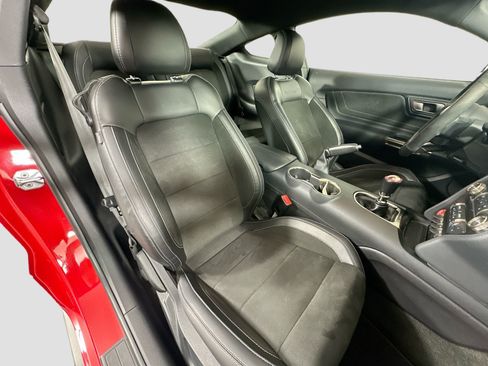 Used 2018 Ford Mustang Shelby GT350 w/ Convenience Package image 27