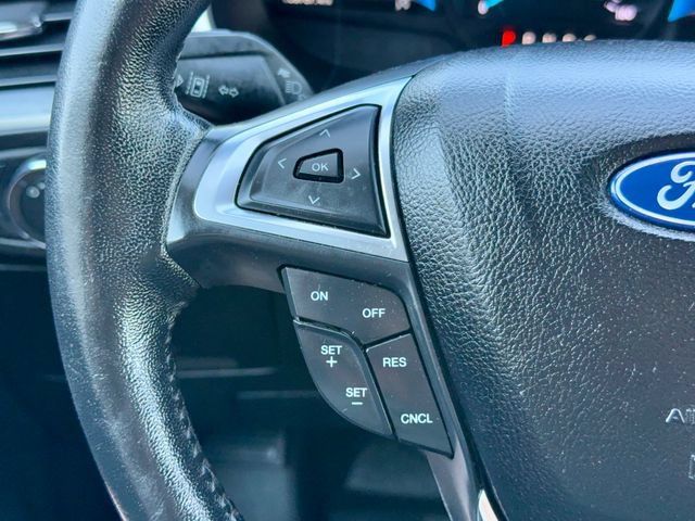 Used 2021 Ford Edge SEL w/ Convenience Package AWD/4WD image 17