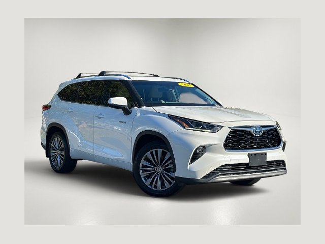 Used 2021 Toyota Highlander Platinum FWD image 1