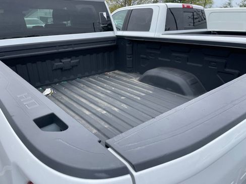 Used 2024 Chevrolet Silverado 2500 LT AWD/4WD image 27