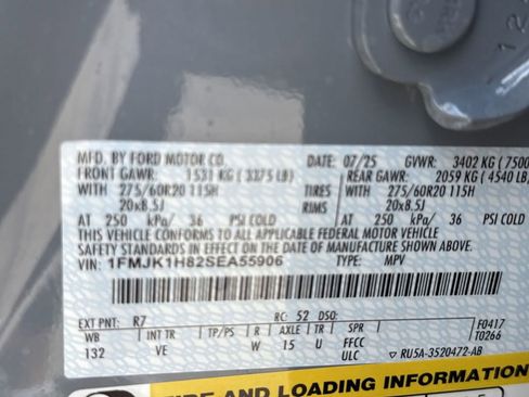 New 2025 Ford Expedition Max Active RWD image 29