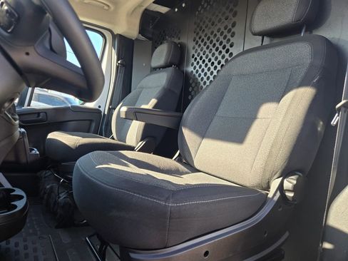 Used 2023 RAM ProMaster 2500 image 10