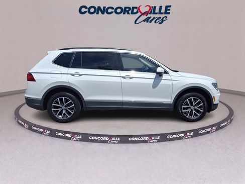 Used 2020 Volkswagen Tiguan SE w/ Panoramic Sunroof Package AWD/4WD image 7