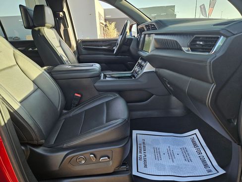Certified 2024 GMC Yukon Denali w/ Advanced Technology Package AWD/4WD image 30