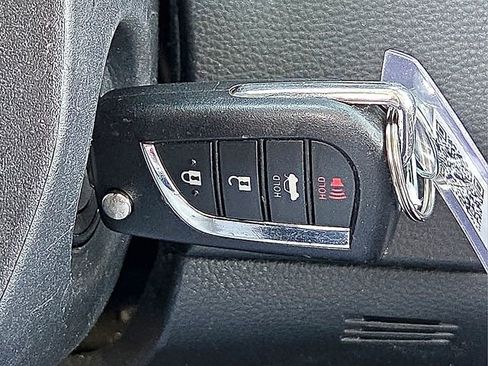 Used 2024 Toyota Corolla LE image 22