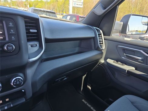 Used 2023 RAM 1500 Big Horn image 25