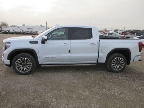New 2026 GMC Sierra 1500 Denali Ultimate AWD/4WD image 9