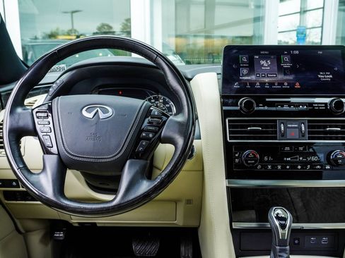 Certified 2024 INFINITI QX80 Sensory AWD/4WD image 16