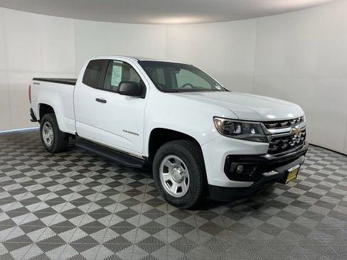 Used 2021 Chevrolet Colorado W/T w/ WT Convenience Package image 3