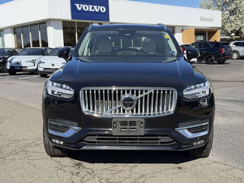 Used 2023 Volvo XC90 B6 Plus w/ Protection Package image 24