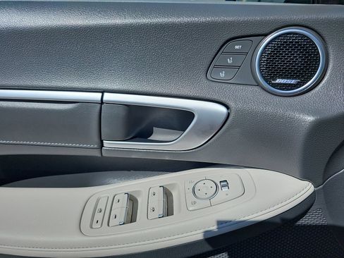 Certified 2025 Hyundai Sonata Limited image 33