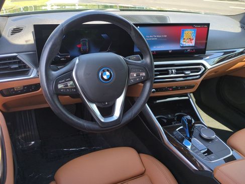 Certified 2023 BMW i4 eDrive35 w/ Premium Package RWD image 29