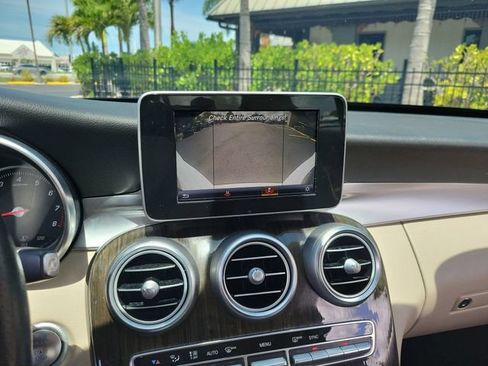 Used 2017 Mercedes-Benz C 300 Sedan image 28