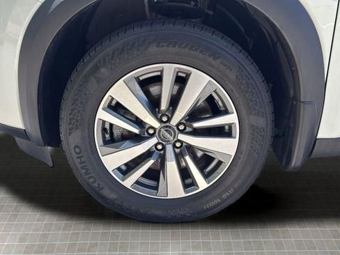 Used 2024 Nissan Pathfinder SL AWD/4WD image 28