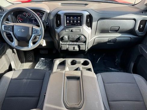 Certified 2022 Chevrolet Silverado 1500 Custom Trail Boss w/ Safety Confidence Package image 9