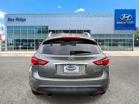 Used 2017 INFINITI QX70 Base w/ Premium Package image 5