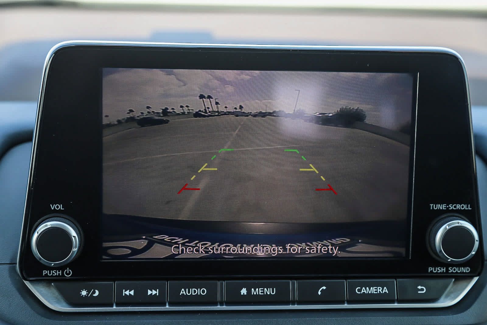 Used 2023 Nissan Rogue S FWD image 22