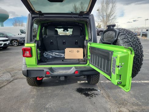 New 2026 Jeep Wrangler Unlimited Rubicon w/ Steel Bumper Group AWD/4WD image 35