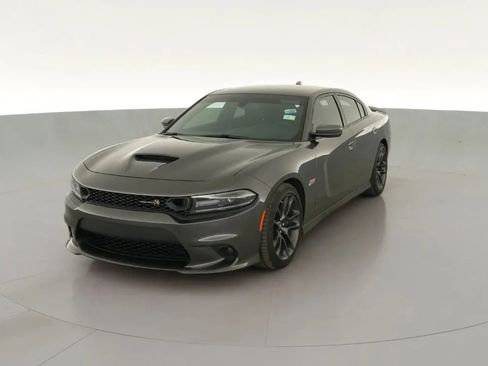 Used 2021 Dodge Charger Scat Pack RWD image 2