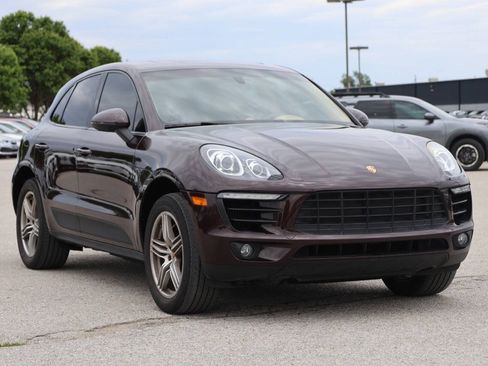 Used 2015 Porsche Macan S AWD/4WD image 4