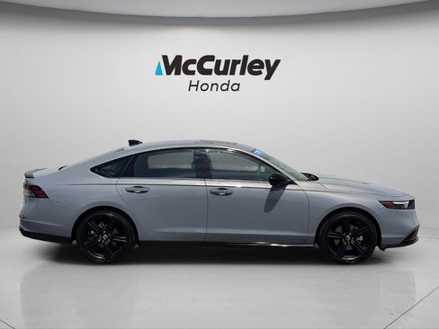 Certified 2025 Honda Accord Sport image 2